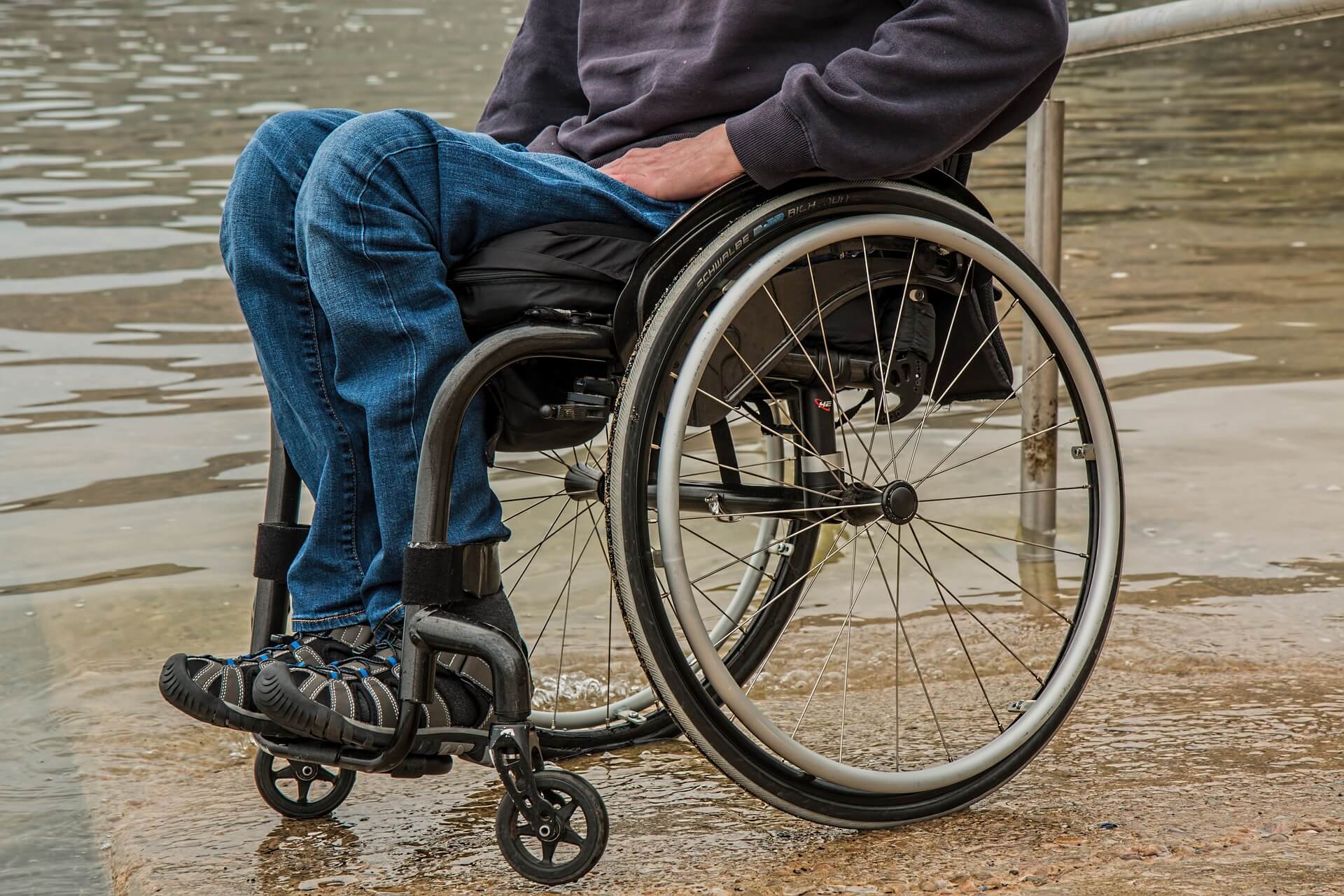 Movilización de pacientes en silla de ruedas